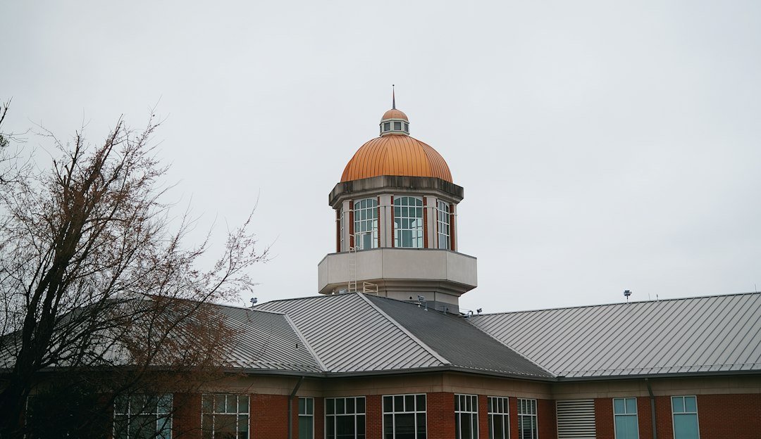 a building with a dome on top of it